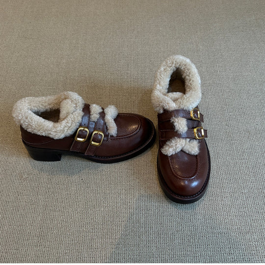 Damen gefütterte Clogs mit dekorativen Schnallen und weichem Kunstfellkragen R&B