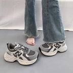 Damen Sportliche Sneakers mit atmungsaktivem Mesh-Obermaterial und flexibler Dämpfung R&B