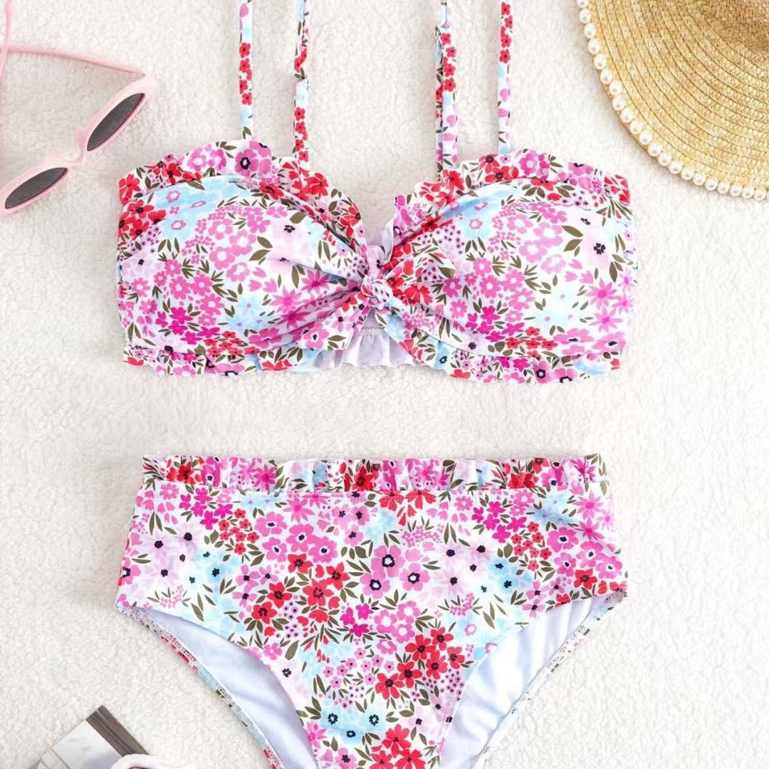 Damen Bikini-Set mit fröhlichem Blumenmuster und gerafftem Bustier R&B