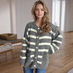 Damen Strickjacke mit dekorativen Knopfdetails und modischem Streifenmuster R&B