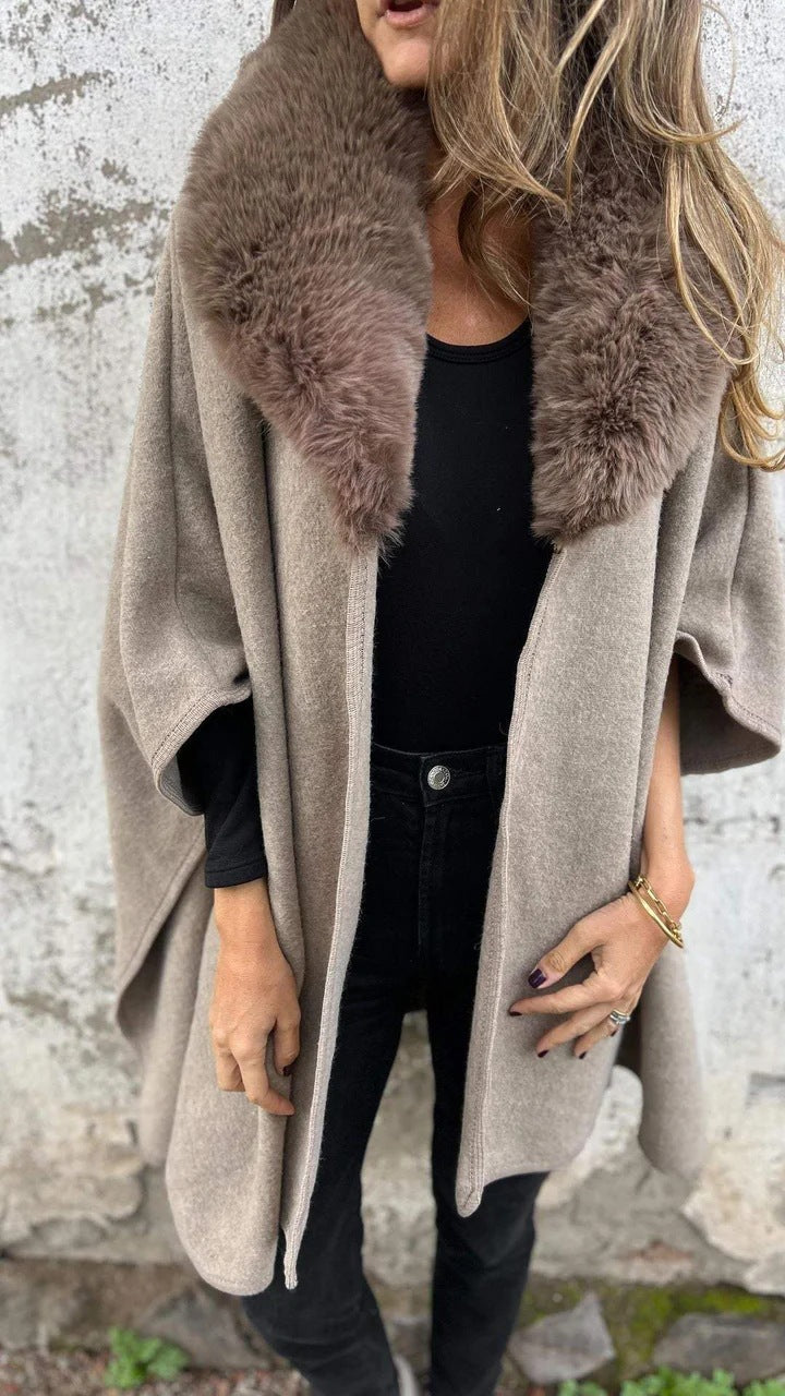 Damen Kapuzenjacke mit luxuriösem Kunstpelzkragen und modernem Schnitt R&B