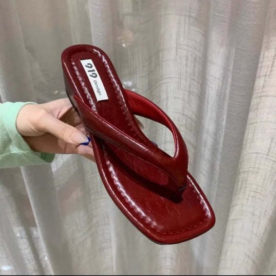 Damen komfortable Pantolette mit modischem Punktdesign R&B