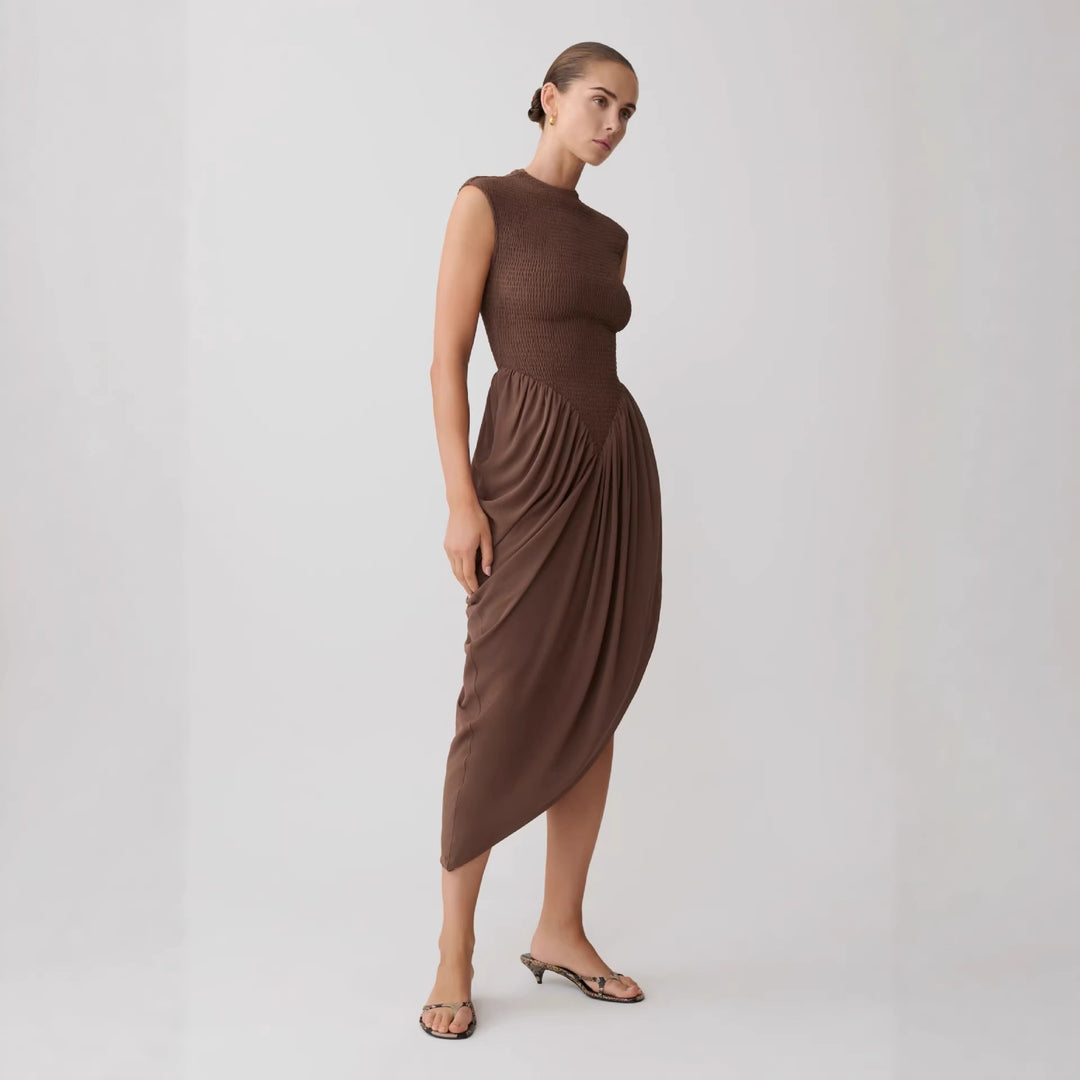 Damen Elegantes asymmetrisches Kleid mit strukturiertem Oberteil und fließendem Rock R&B