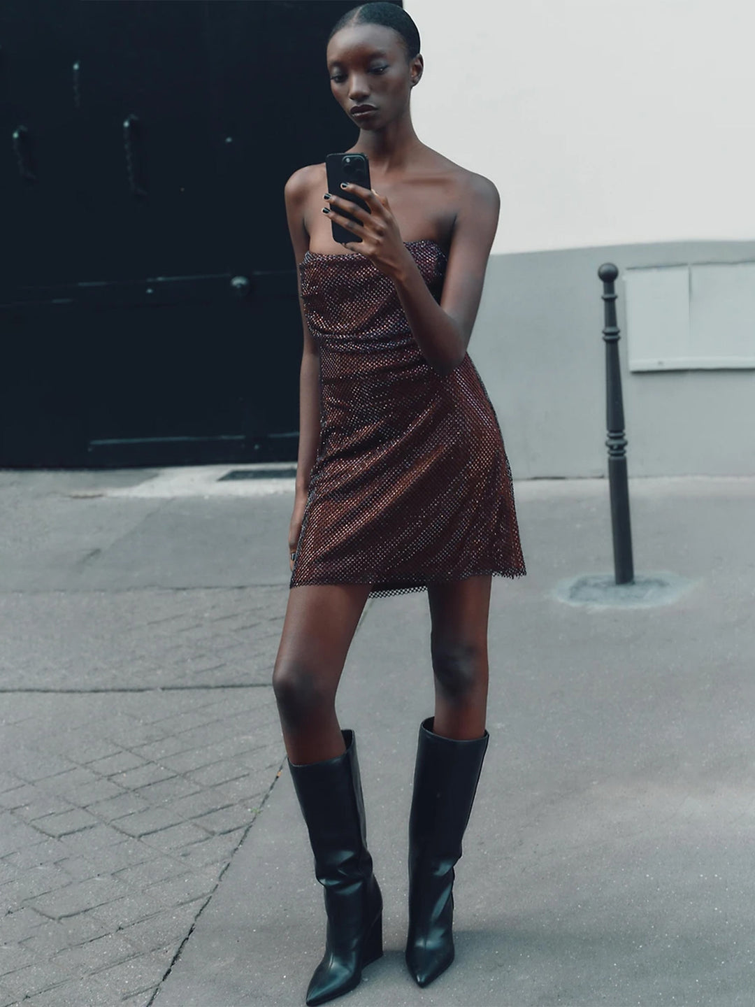 Damen Glitzerndes Cocktailkleid mit schulterfreiem Design und funkelnden Pailletten R&B