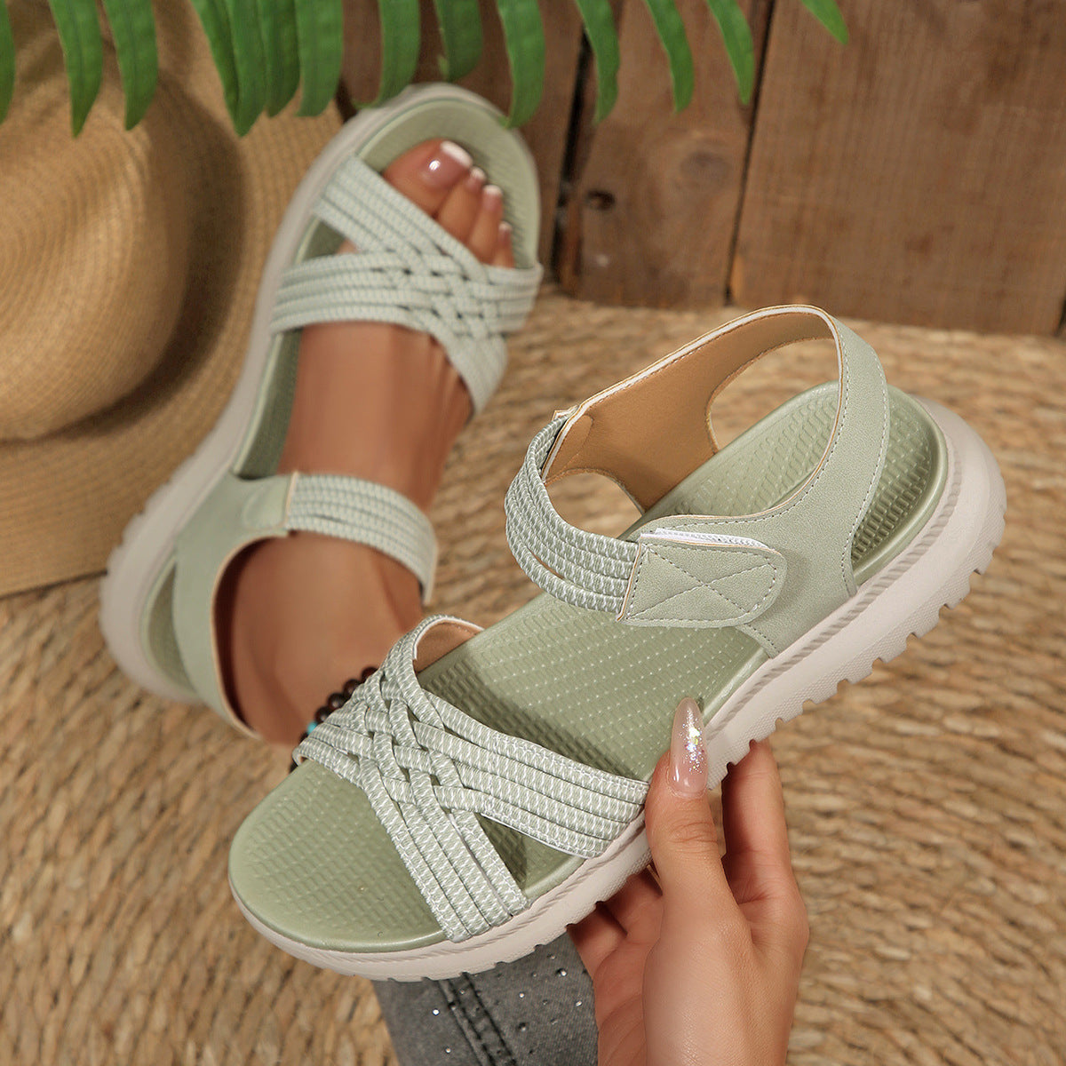 Damen Freizeitsandalen mit geflochtenem Riemen und rutschfester Sohle R&B