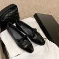 Damen stilvolle Ballerinas mit elegantem Lackerzit und feiner Schleifenapplikation R&B