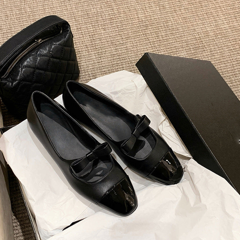 Damen stilvolle Ballerinas mit elegantem Lackerzit und feiner Schleifenapplikation R&B