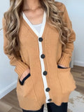 Damen Strickjacke mit Taschen und modernen Knöpfen R&B