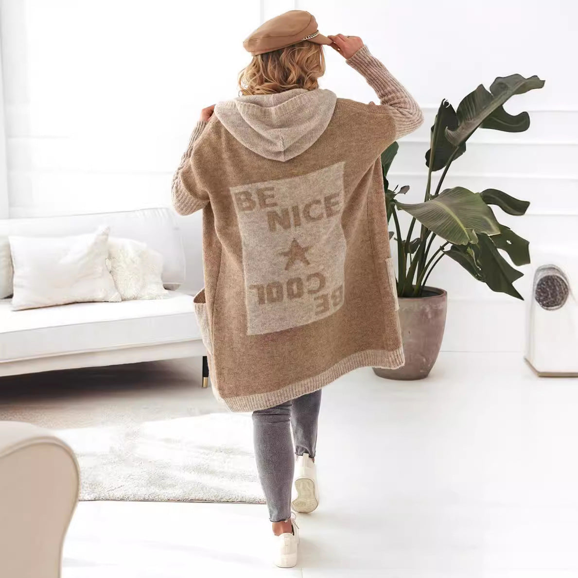 Damen Strickmantel mit Kapuze und modischem Farbblockdesign R&B