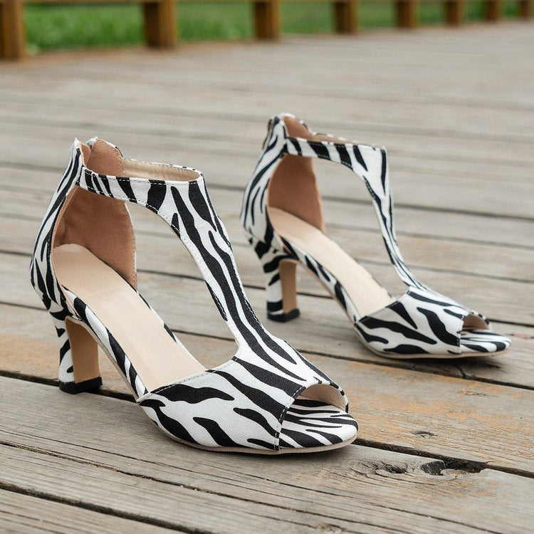 Damen Absatzsandalen mit offenen Riemen und modischem Schnürdesign R&B
