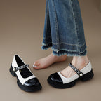 Damen Ballerinas mit modischem Riemchen und eleganter Kettenverzierung