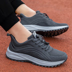 Damen Sportliche Laufschuhe mit innovativer Strickoberfläche und dämpfender Sohle R&B