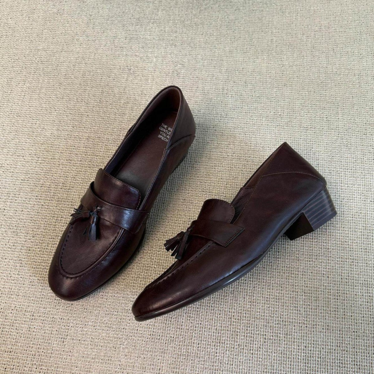 Damen Elegante Mokassins aus hochwertigem Leder mit Quastenakzent