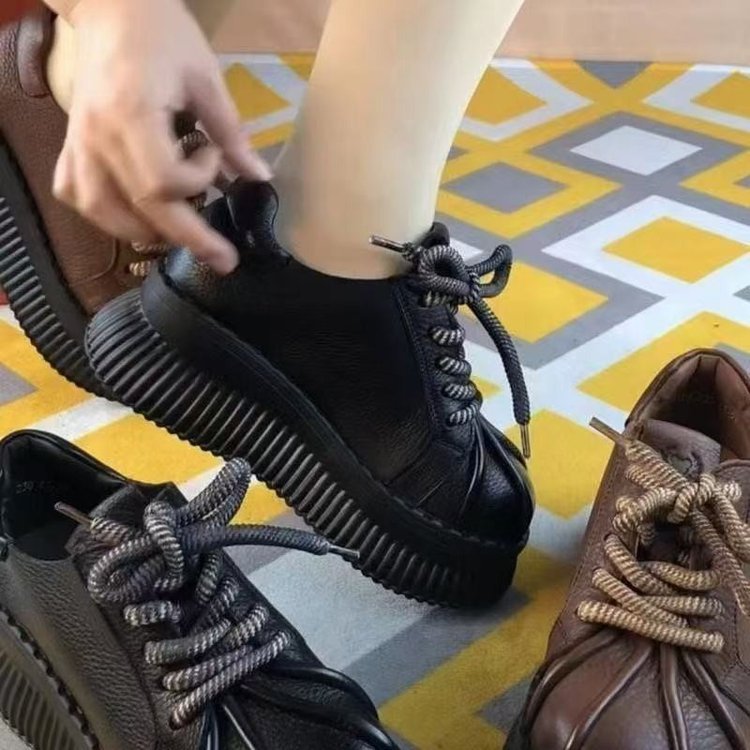 Damen Sneakers mit dicker Profilsohle und trendy Schnürung R&B