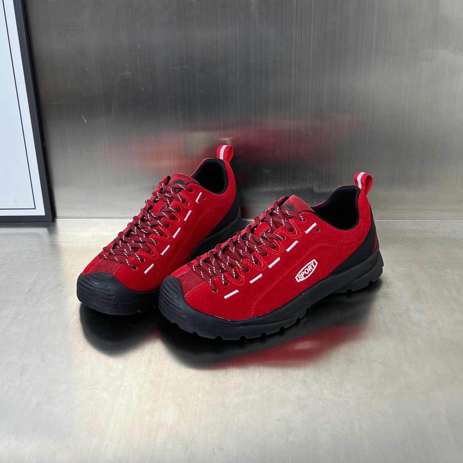 Damen Sportliche Wanderschuhe mit rutschfester Sohle und stabiler Verarbeitung R&B