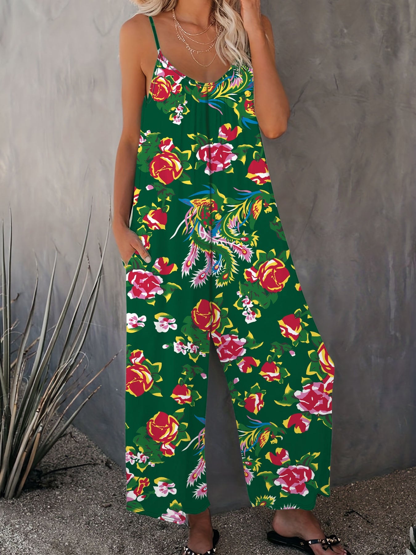 Damen Luftiger Jumpsuit mit floralem Design und verstellbaren Trägern R&B