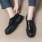 Damen lässige Slipper mit glänzender Lackoberfläche und robuster Sohle R&B