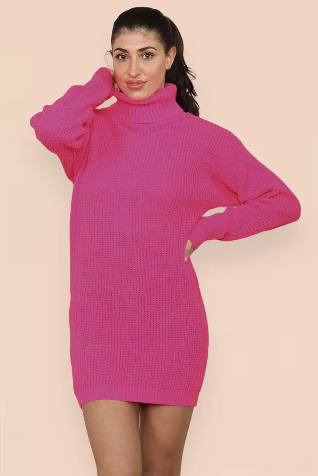 Damen Strickkleid im Oversized-Stil mit hohem Kragen und dekorativem Rippdesign R&B