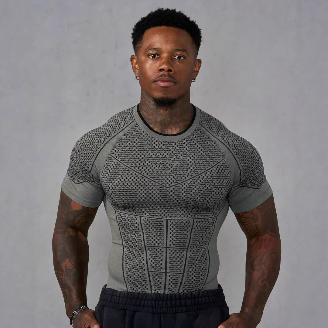 Herren nan muskelmodellierendes Funktionsshirt mit 3D-Struktur und gezielten Kompressionszonen R&B