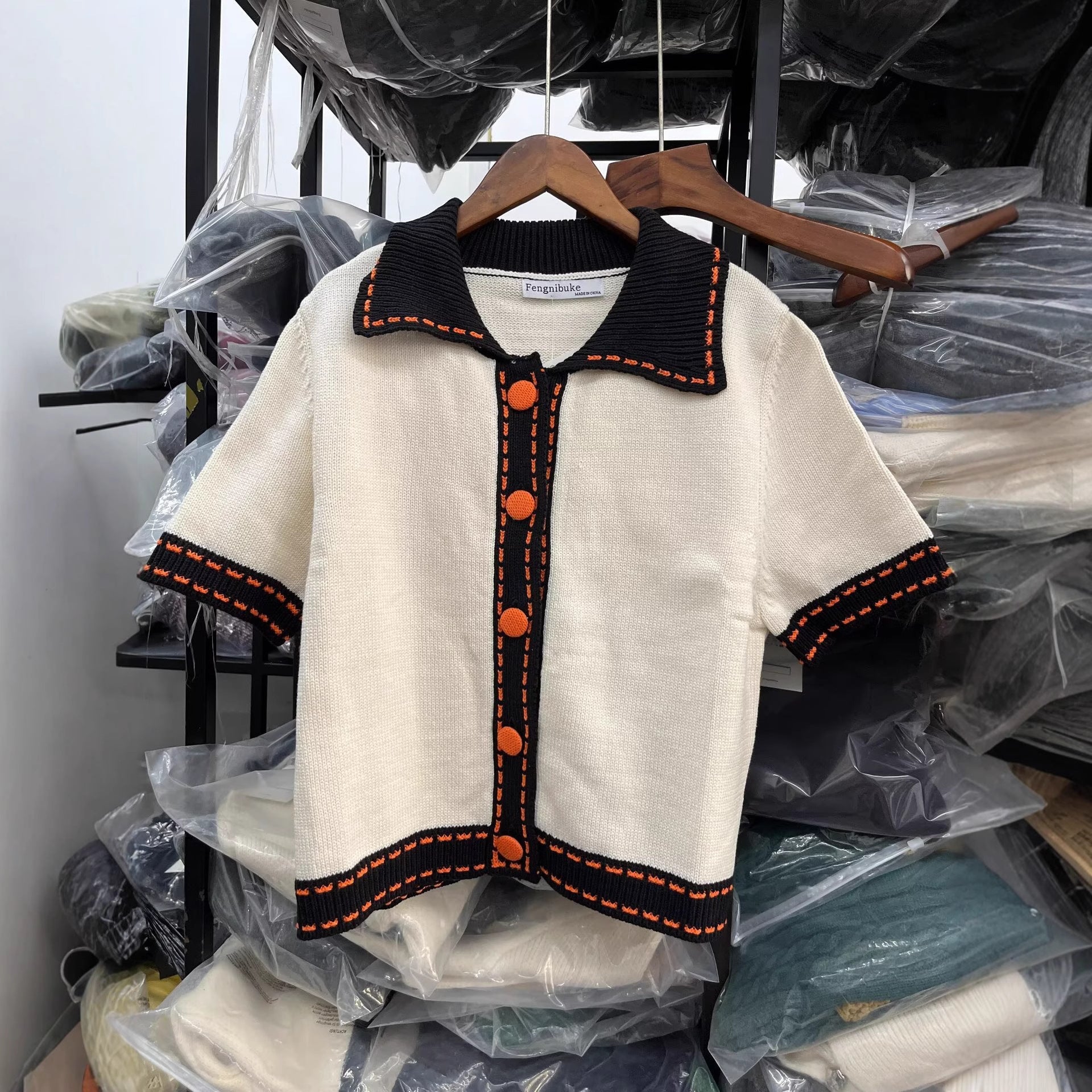 Damen Kurzarmpullover mit kontrastierenden Details R&B