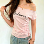 Damen Off-Shoulder T-Shirt mit Raffungen und modischem Schriftzug R&B