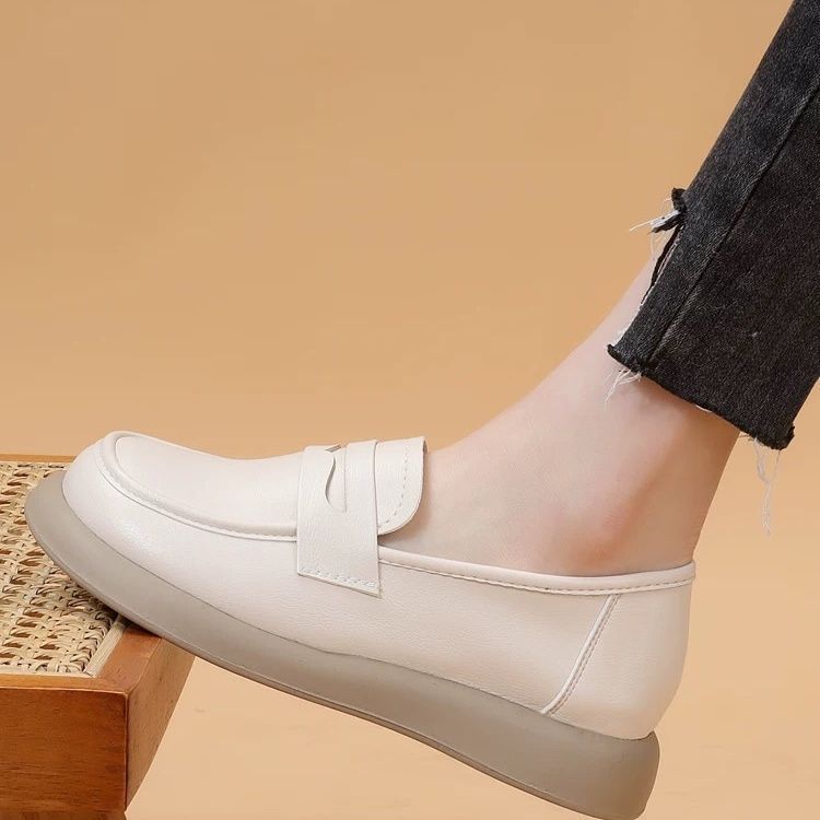 Damen Elegante Mokassins mit geschmeidiger Lederoberfläche und bequemer Passform