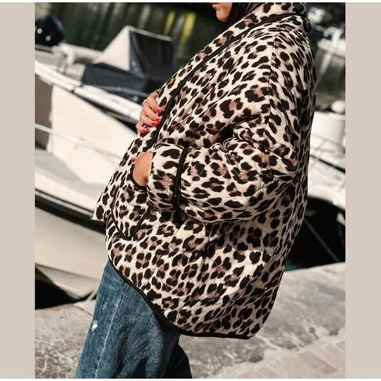 Damen modische Jaquardjacke im trendigen Leopardenlook mit praktischen Taschen R&B