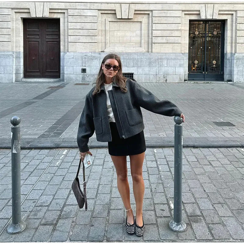 Damen Urbaner Oversize-Wolljacke mit praktischen Taschen R&B