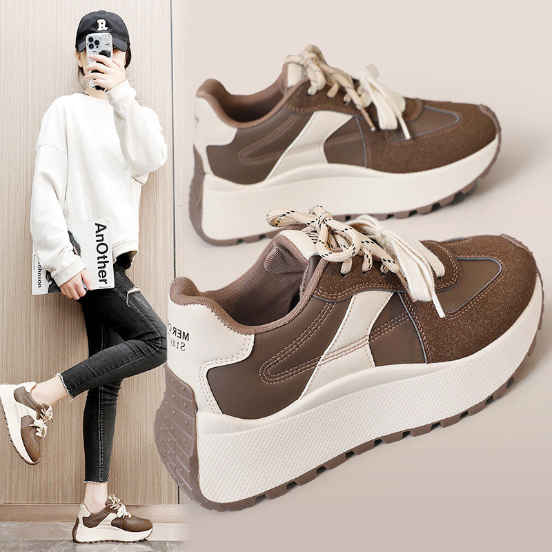Damen Sportliche Plateau-Sneaker mit modischem Design und atmungsaktiver Oberflächenstruktur R&B