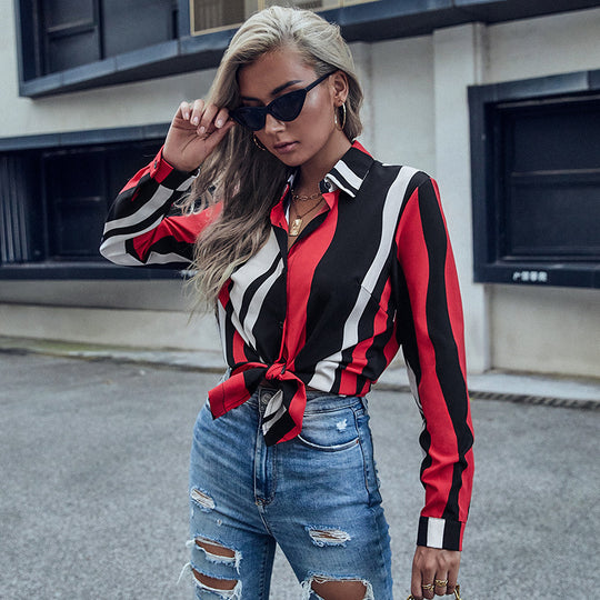 Damen Bluse im modernen Wellenmuster mit knöpfbarer Front und langen Ärmeln R&B