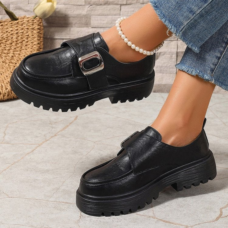 Damen Slipper mit modischem Verschluss und rutschfester Profilsohle R&B