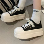 Damen Plateau-Sneaker mit stylischem Obermaterial und komfortabler Sohle R&B