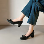 Damen Elegante Pumps mit Dekorativem Schmuckdetail