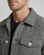 Herren kurzer Bouclé Blouson mit kastiger Silhouette Pattentaschen und Rippbündchen R&B
