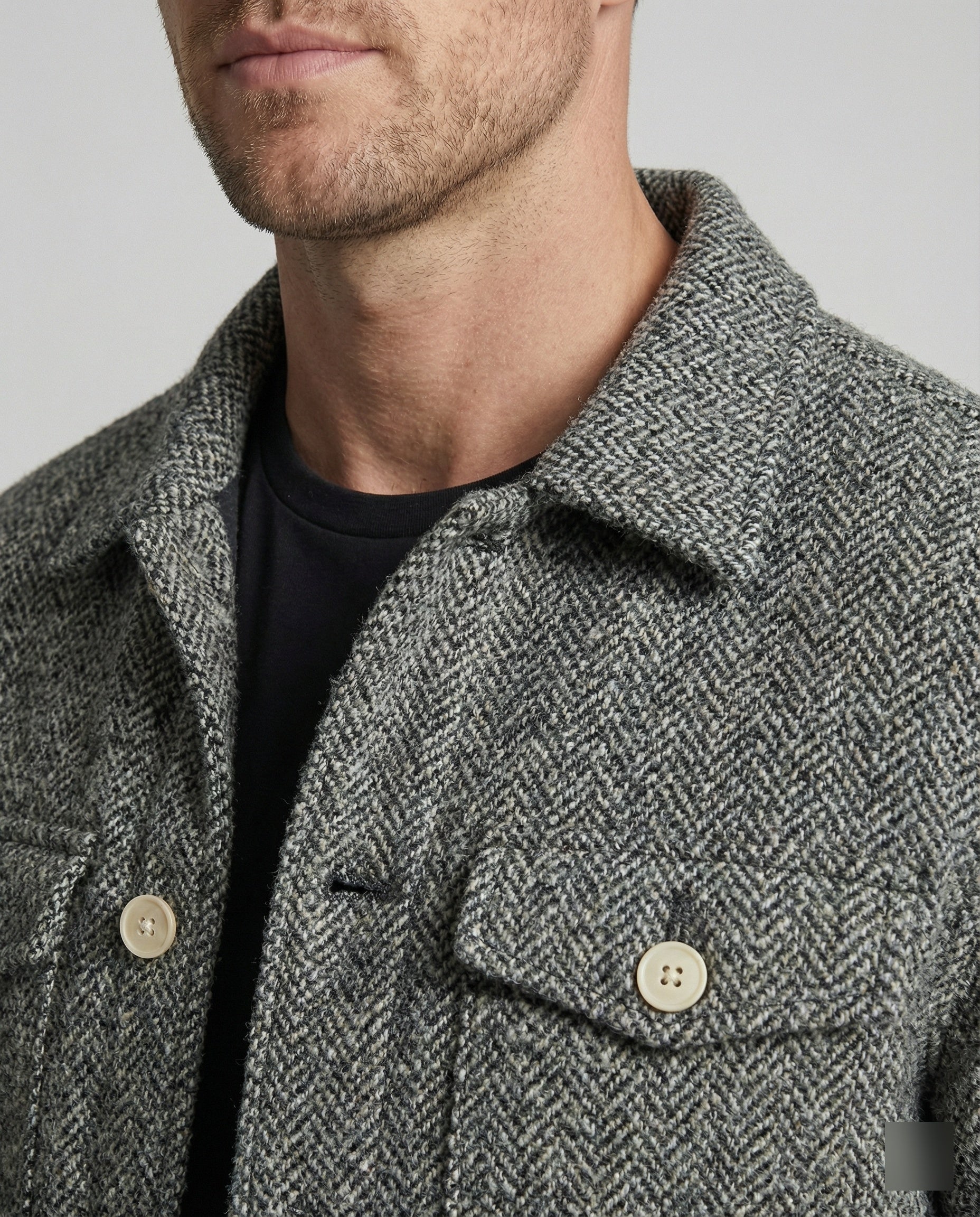 Herren kurzer Bouclé Blouson mit kastiger Silhouette Pattentaschen und Rippbündchen R&B