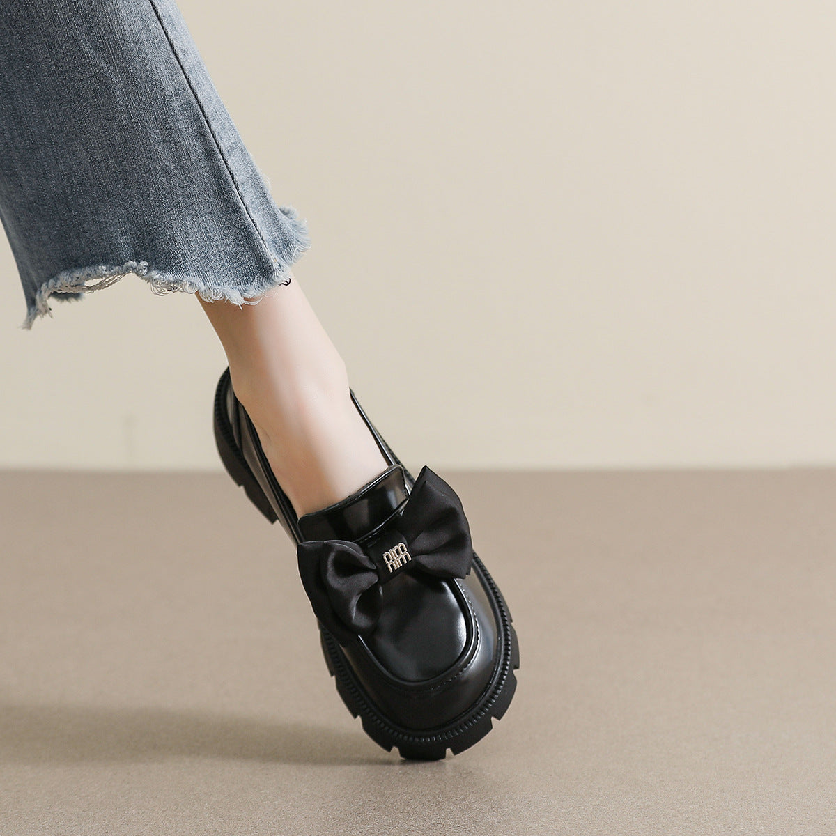 Damen Mokassin-Schuhe mit eleganter Schleifenapplikation und robustem Plateau