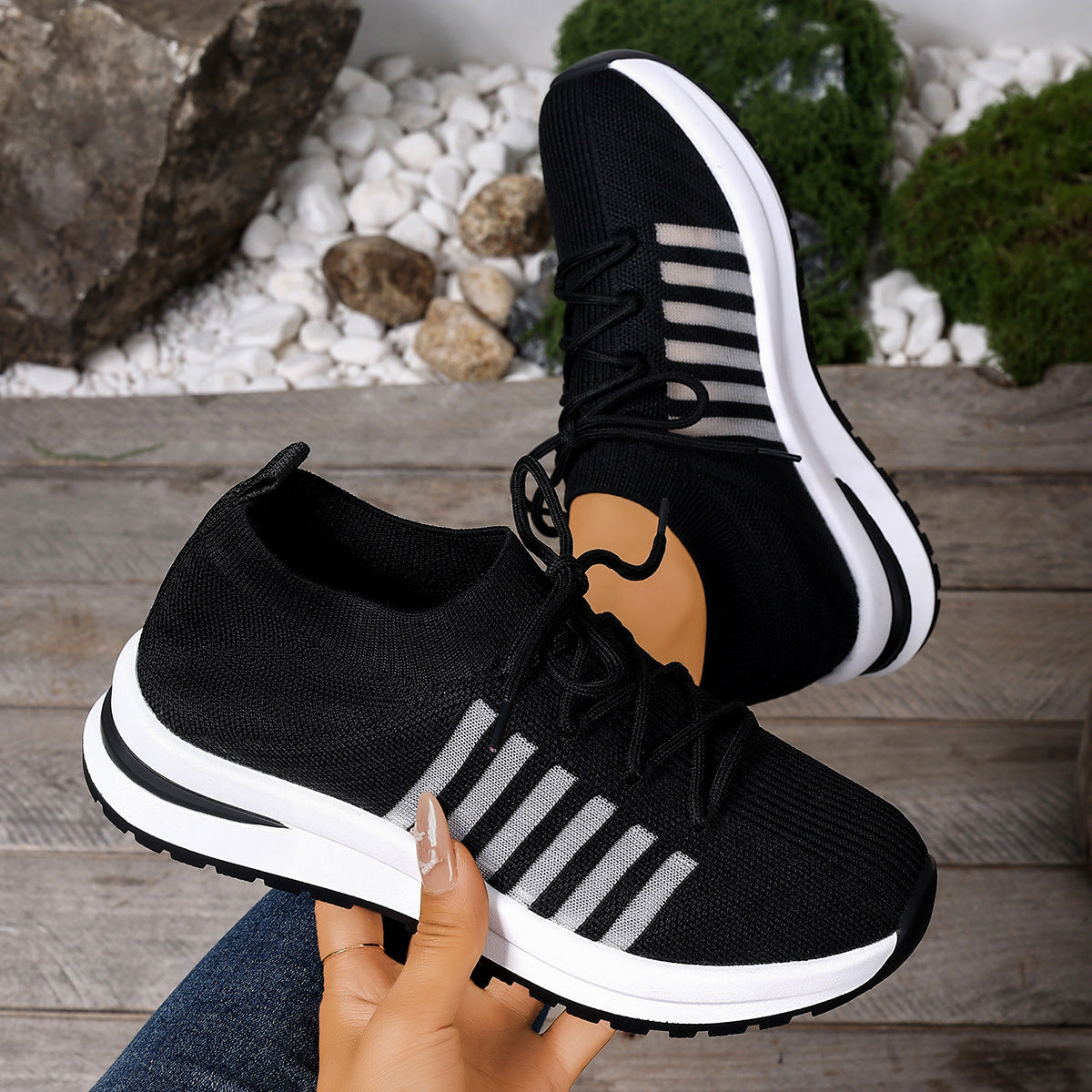 Damen Sportliche Sneaker mit atmungsaktiver Strickoberfläche und rutschfester Sohle R&B