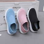 Damen Sportliche Slip-On Sneakers mit atmungsaktivem Obermaterial und weichem Fußbett R&B