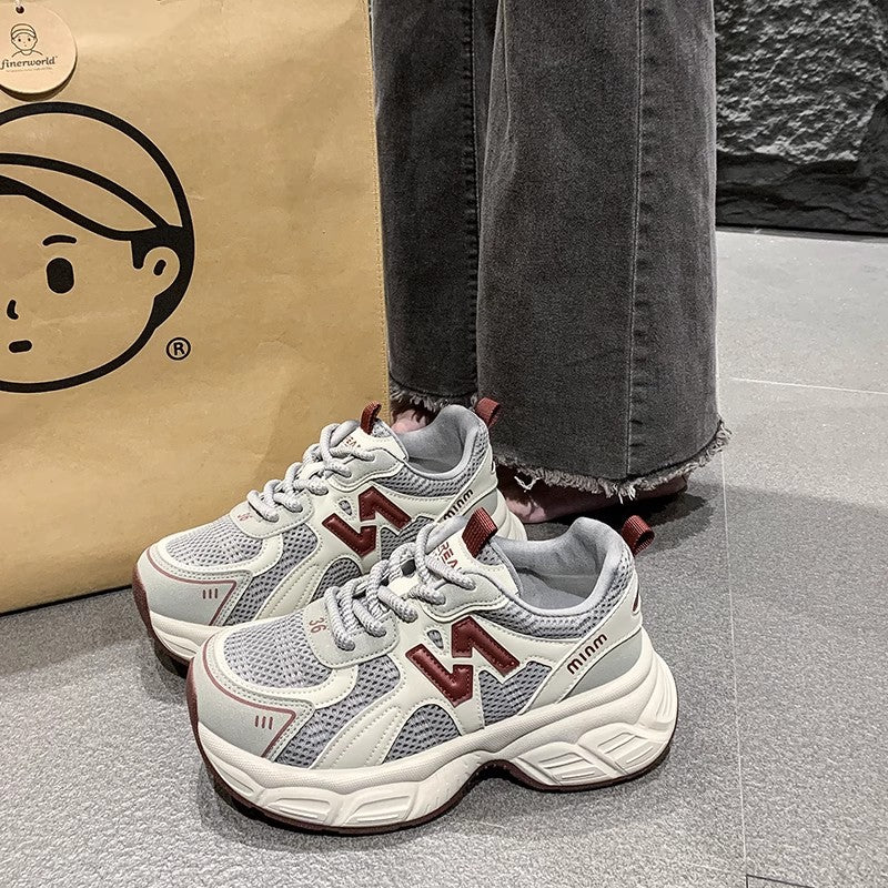 Damen Sportliche Sneakers mit atmungsaktivem Mesh-Obermaterial und flexibler Dämpfung R&B