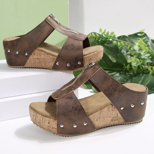 Damen Wedge-Sandalen mit seitlichem Reißverschluss und stylischen Akzenten R&B