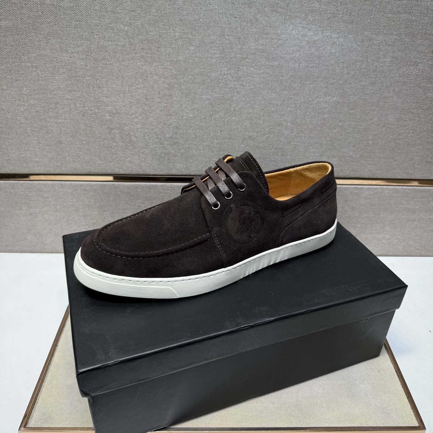 Damen Mokassin Sneakers aus weichem Wildleder mit rutschfester Sohle R&B