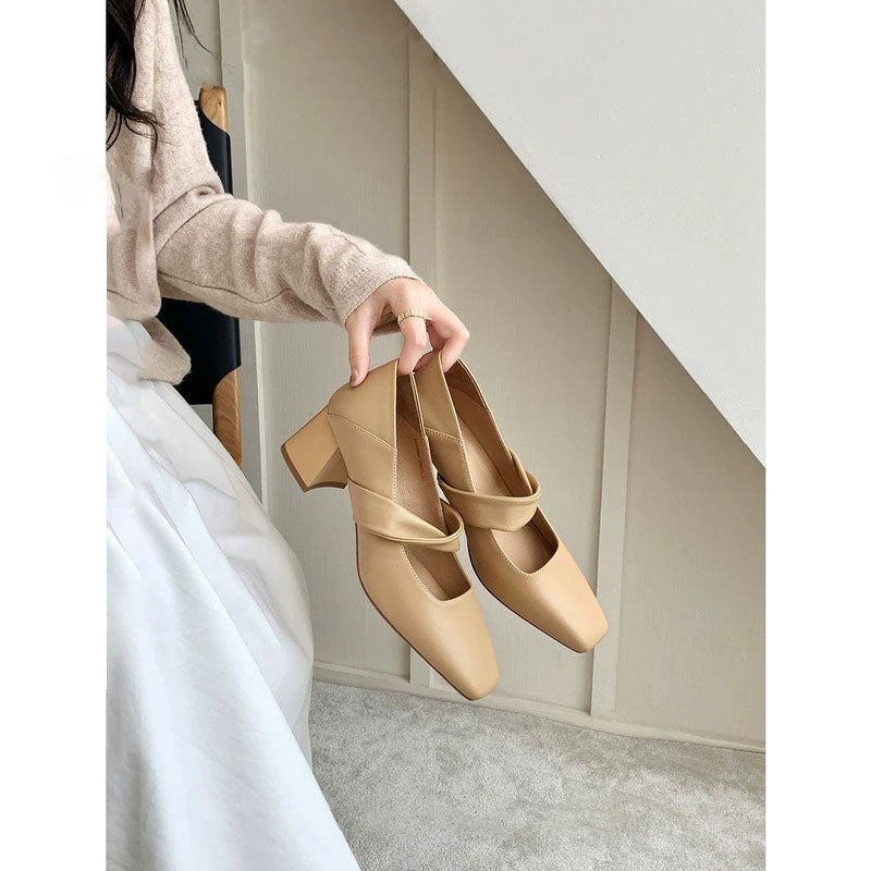 Damen elegante Berufsschuhe mit moderner geschwungener Riemchenverzierung und stabiler Absatzhöhe R&B