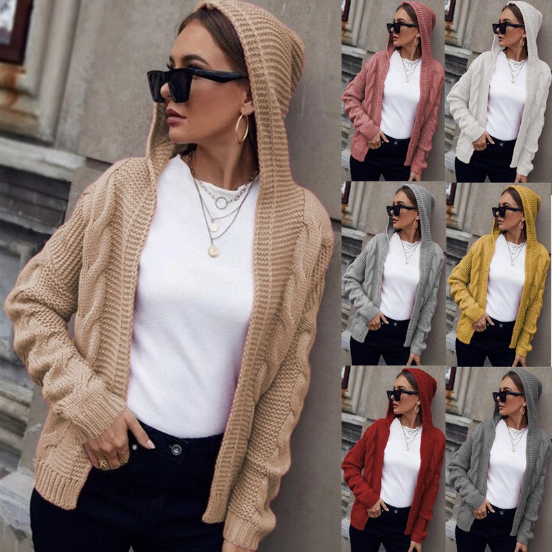 Damen Grobstrickjacke mit Kapuze und aufwendigem Zopfmuster R&B