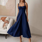 Damen Maxikleid mit raffiniertem Oberteil und schwingendem Rock R&B