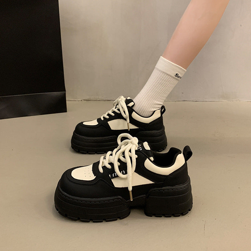 Damen Chunky Sneakers mit verstärktem Komfort und trendiger Sohlenstruktur