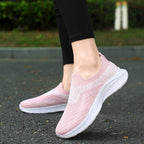 Damen Slip-On Sneakers mit luftiger Strick-Oberfläche und dämpfender Sohle