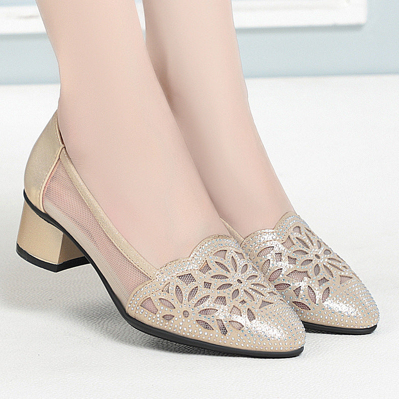 Damen Elegante und luftige Ballerinas mit floralem Lochdesign R&B