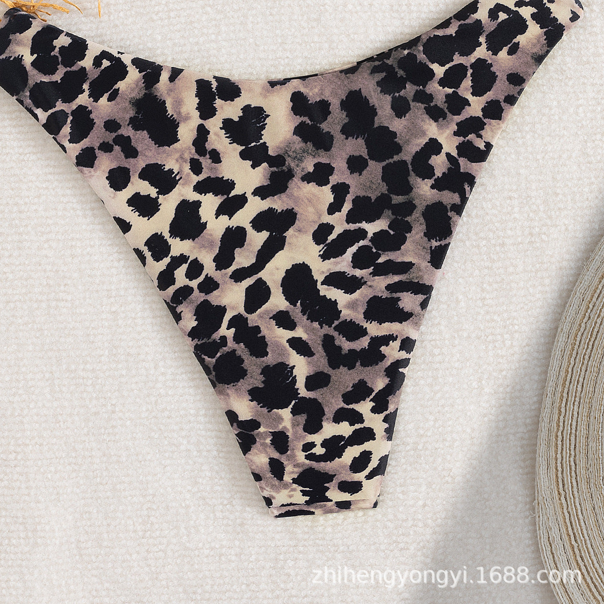 Damen Hochgeschnittener Bikini-Unterteil mit animalischem Muster R&B