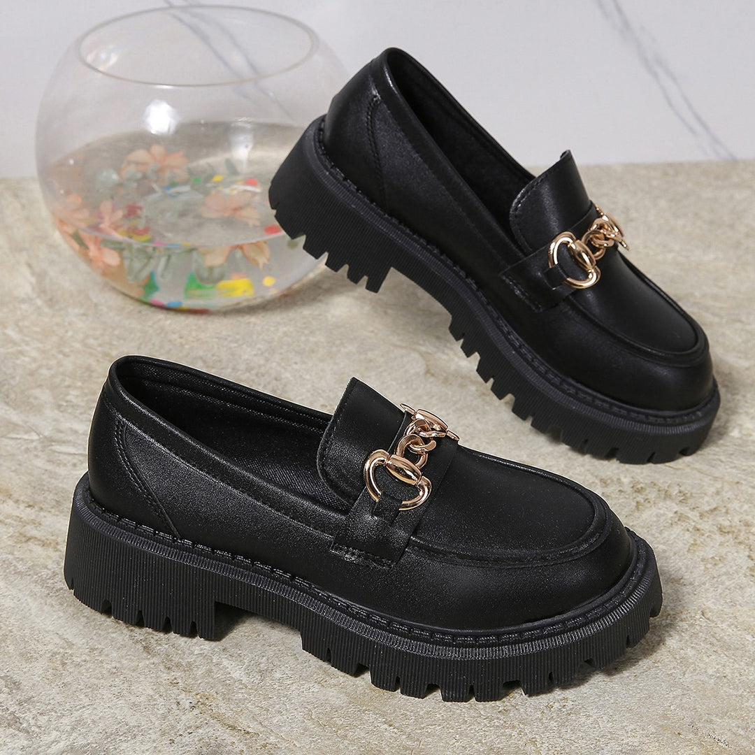Damen nan robuste Loafer mit profilierter Traktorsohle und dekorativer Metallketten-Applikation R&B
