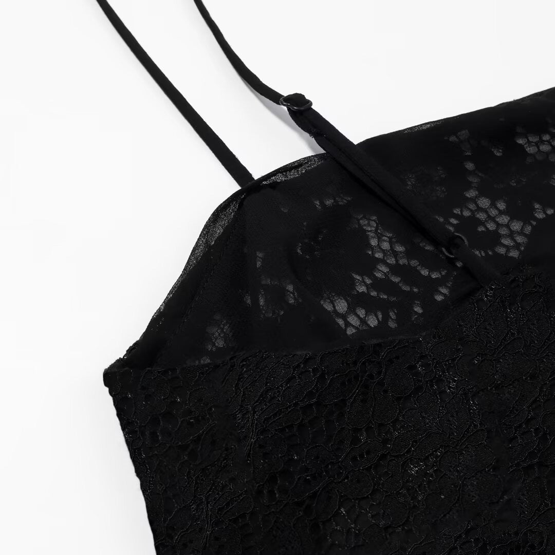 Damen-Spitzen-Camisole mit asymmetrischem Schnitt und dekorativen Trägern R&B